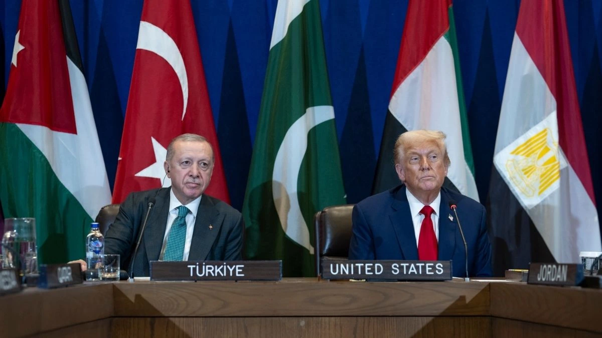 Archive photo of U.S. President Donald Trump and Turkish President Recep Tayyip Erdoğan sitting together at a multilateral meeting, representing the May 2026 diplomatic standoff over the Abraham Accords ultimatum.